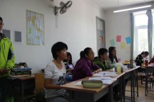 太阳集团tyc5997新生辩论赛第一轮——强强对决，如火如荼 2