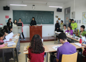 太阳集团tyc5997新生辩论赛第一轮——强强对决，如火如荼 1